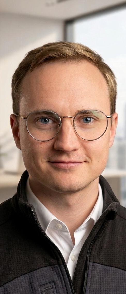 Julius Bertram, Gründer und Inhaber Demokratie-Design, deiner politischen Werbeagentur Julius Bertram, Gründer und Inhaber Demokratie-Design, deiner politischen Werbeagentur